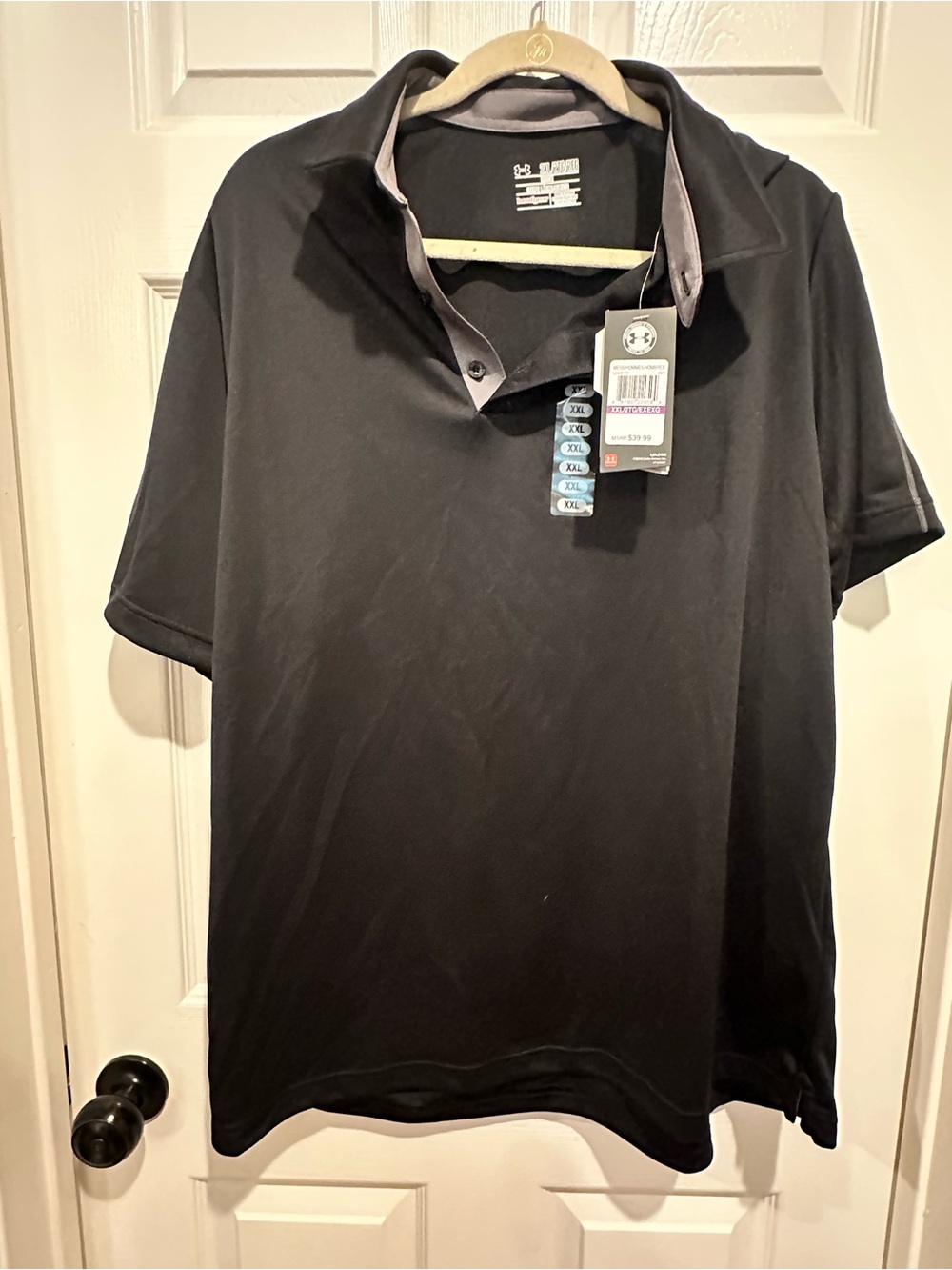 Bundle of 2 NWT Under Armour Men’s Polo Pack - Black and Red Performance Shirts - Picture 5 of 7